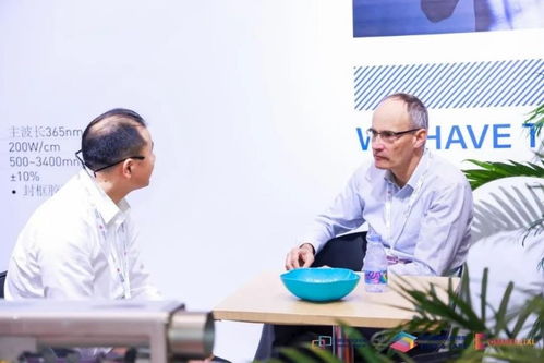 重塑視界，綻放睛彩 2023深圳國際全觸與顯示展首日熱度爆表，心理咨詢與科技融合成亮點